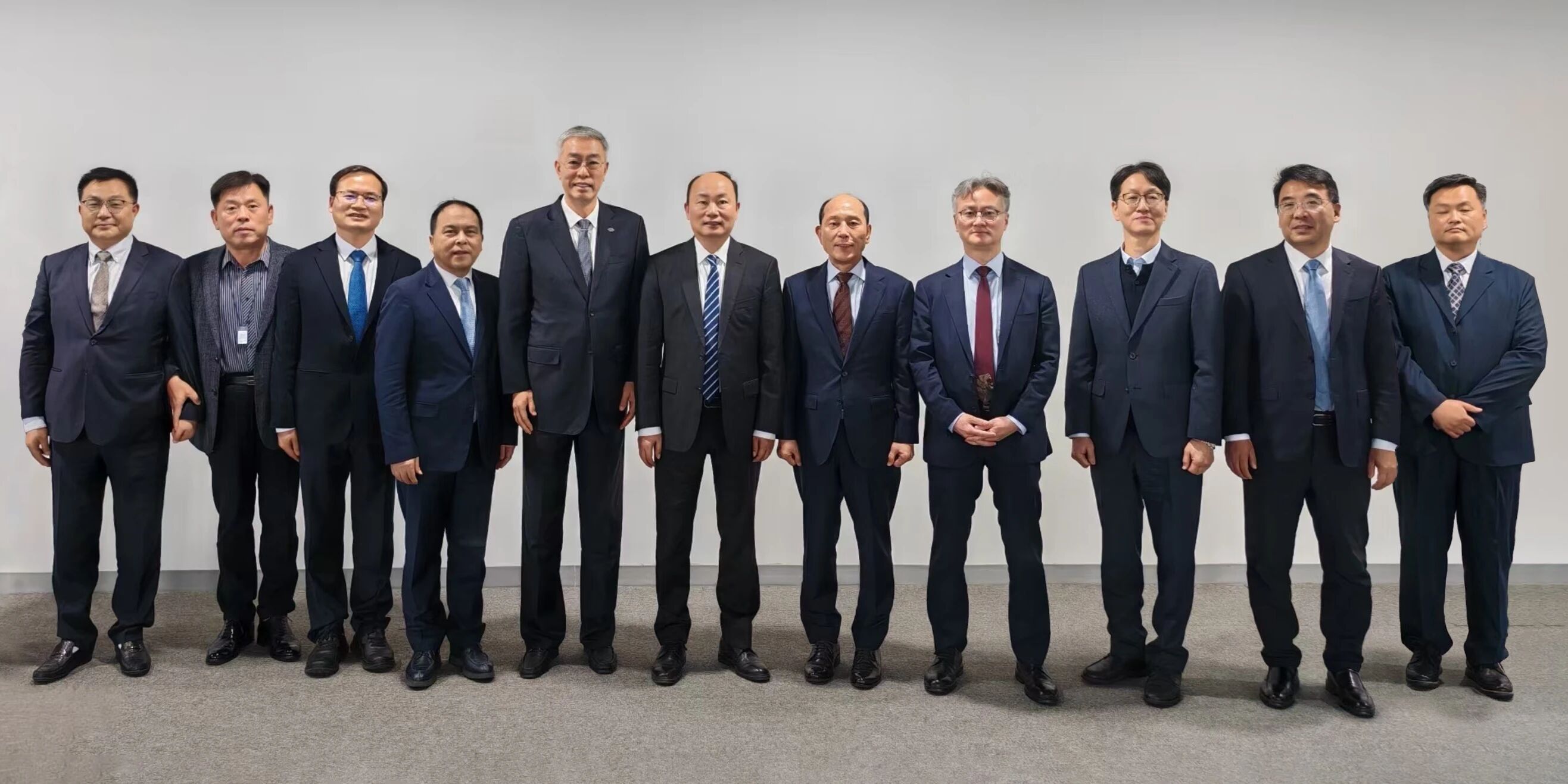 1762412117636617.jpg 1762412117636617.jpg